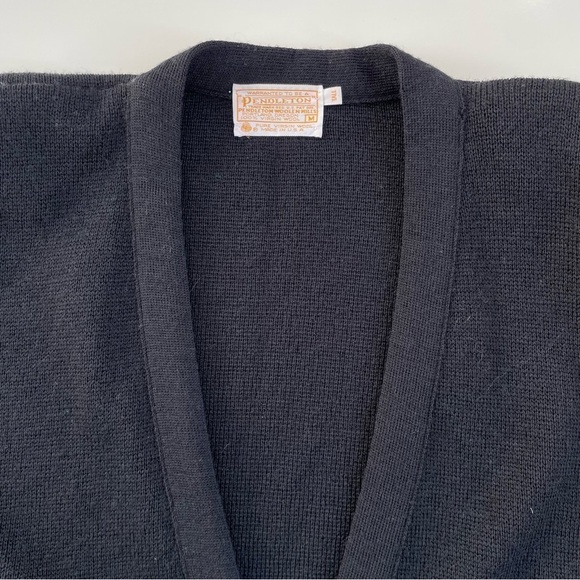 VINTAGE Pendleton 100% Virgin Wool Cardigan Sweater in Black Size Medium Tall - Picture 3 of 8